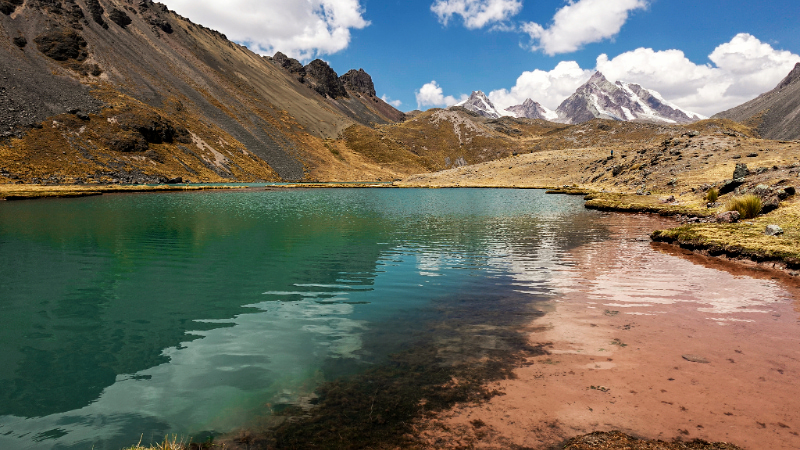 Ausangate + 7 Lagunas Una Caminata por el Corazón de los Andes