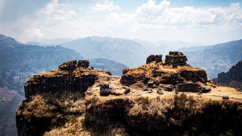 Waqrapukara, la fortaleza en forma de cuerno